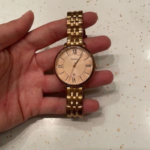 Rose gold fossil watch